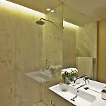Hotel Five Stars 8 Building Lisboa