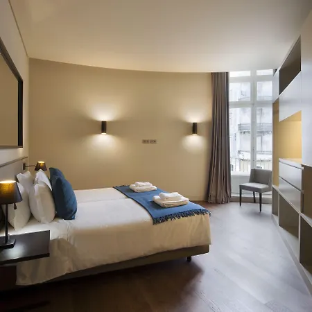 Five Stars 8 Building Hotel 4*