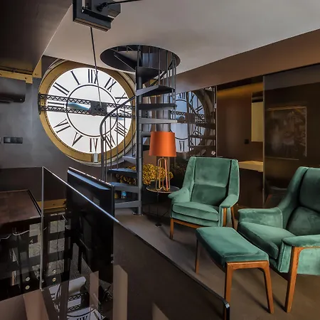 Hotel Five Stars 8 Building 4*