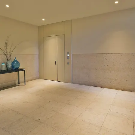 ホテル Five Stars 8 Building 4*