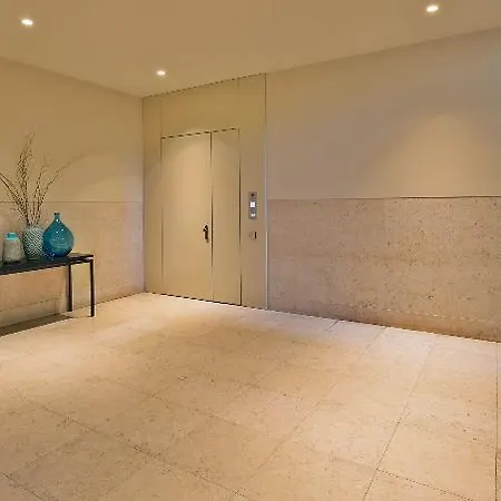 Five Stars 8 Building Apartment