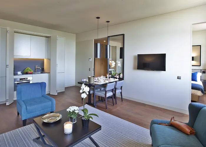 Hotel Five Stars 8 Building 4*